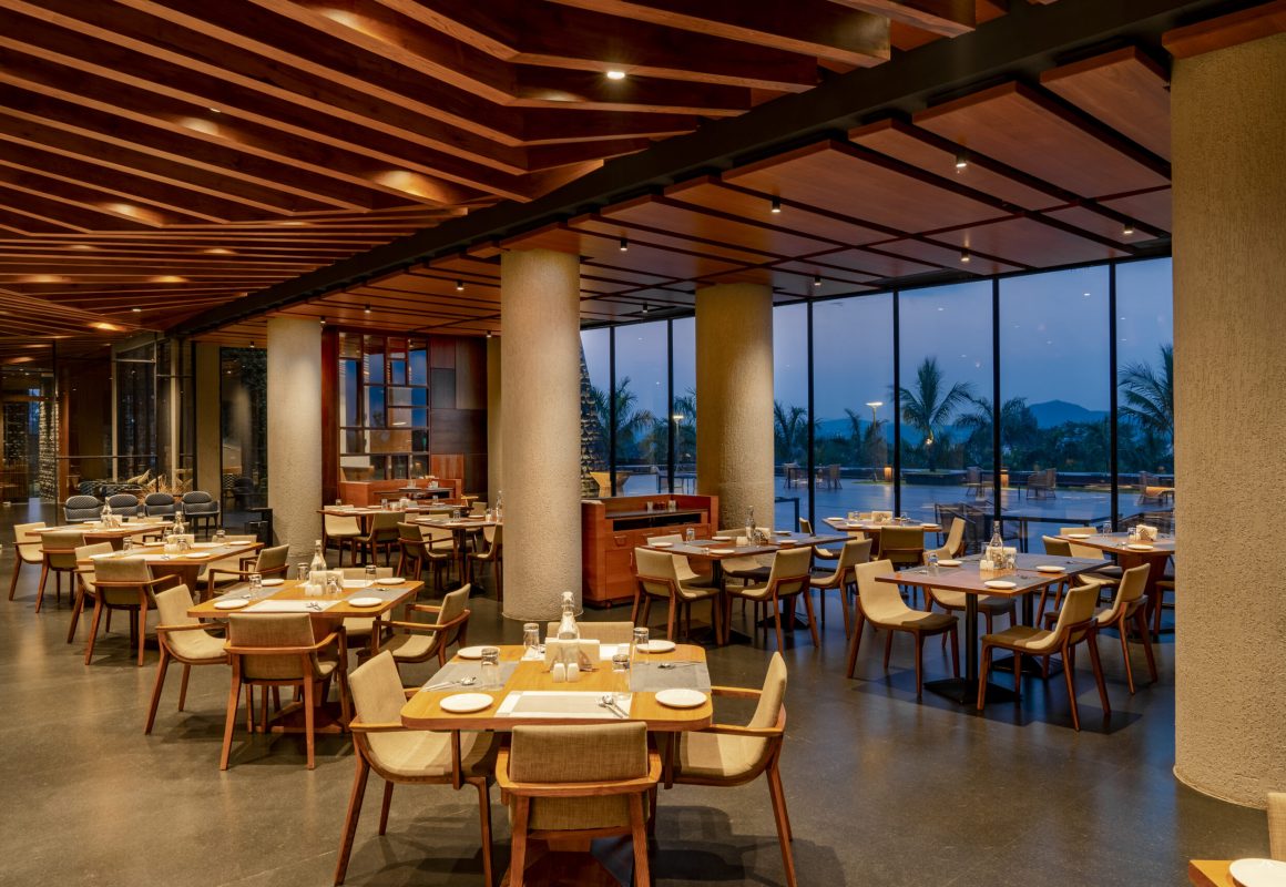 Water Edge Restaurant Night View